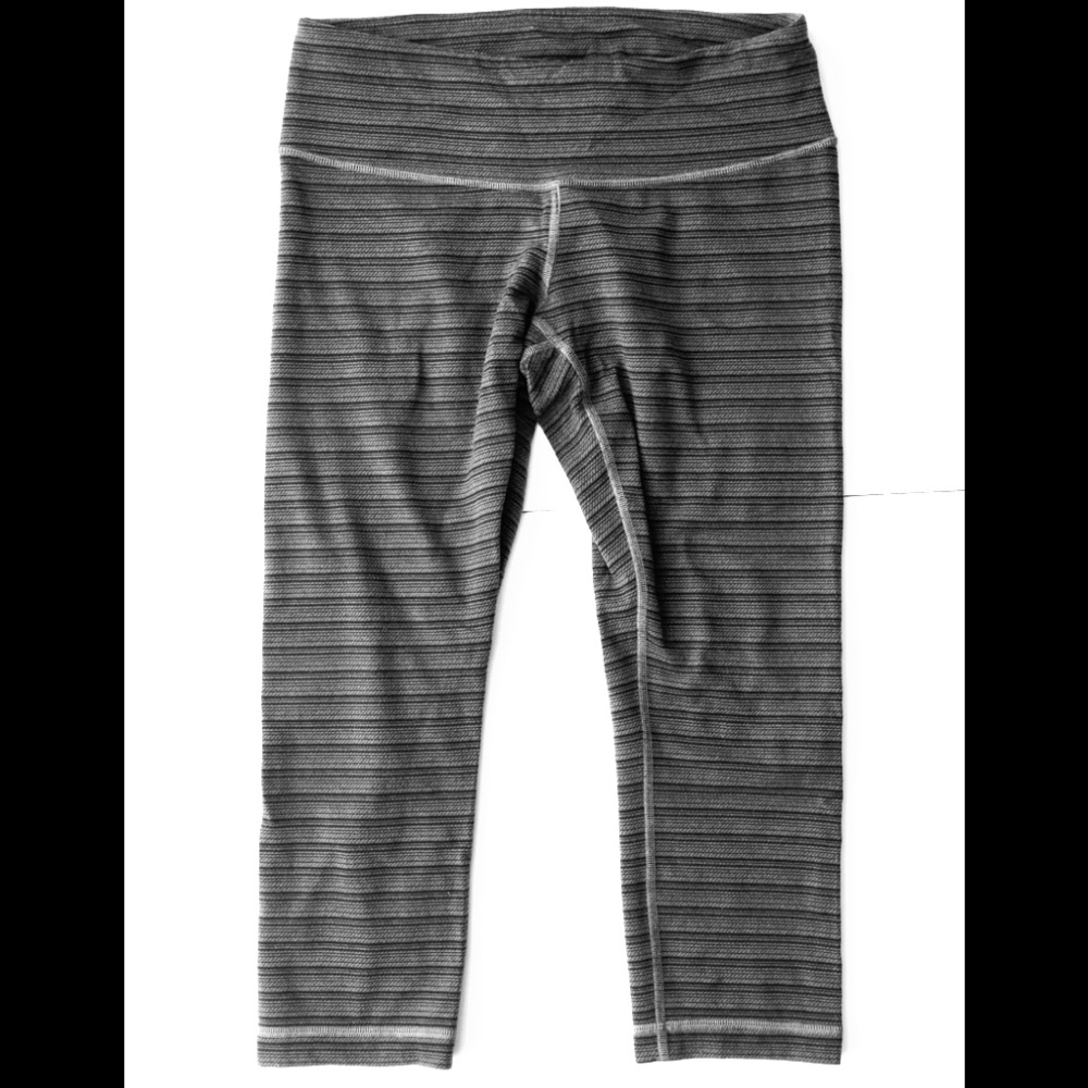 Women’s Lululemon leggings size 8